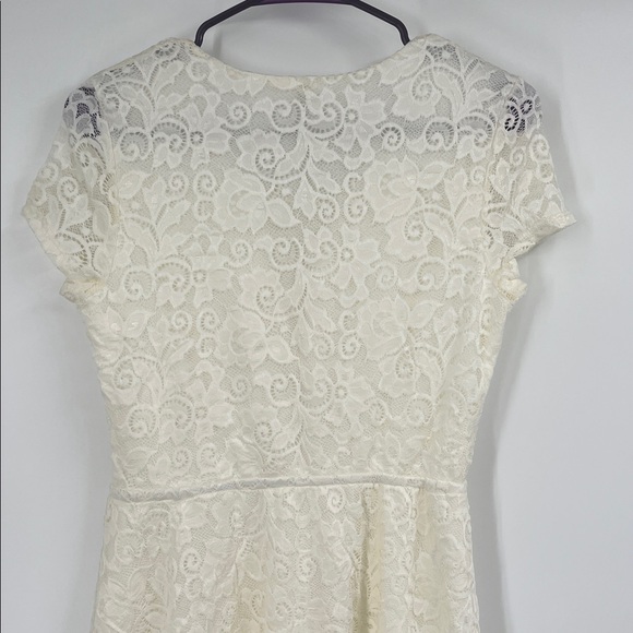 Cream Lace Lace Up Mini Dress Size Large - Picture 8 of 8